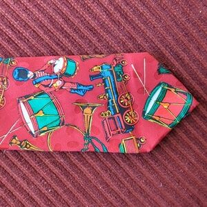 Classic Red Novelty Drum & Train Print Men's Tie